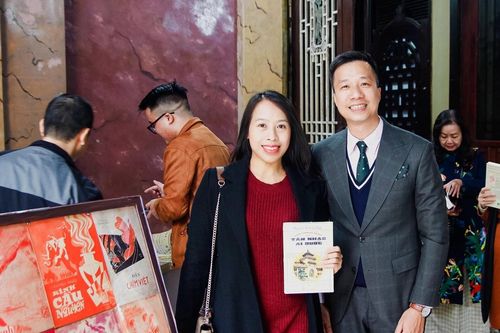 Ra mắt sách: 'Thời thanh xuân của âm nhạc ái quốc'