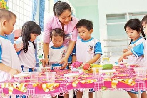 Đề xuất phương án quy định mức phụ cấp đối với giáo viên mầm non