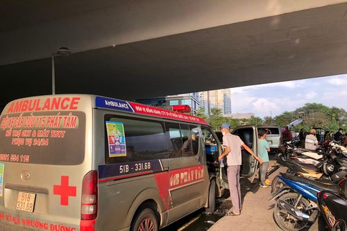 TP.HCM: Thi thể phụ nữ nổi dưới chân cầu Thủ Thiêm 1