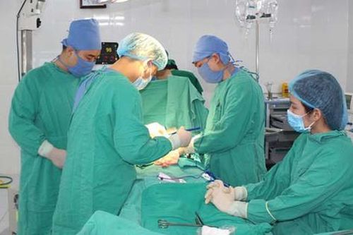 Lào Cai: Phẫu thuật thành công cho nữ bệnh nhân bị u đầu tụy