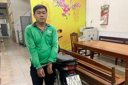 Đối tượng táo tợn dùng dao tấn công tài xế cướp xe ôm