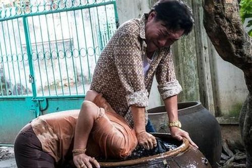 Bộ phim 'Đêm tối rực rỡ' tham dự Quả cầu Vàng