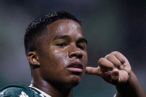 Real gần hơn với 'hàng hot' được cả châu Âu theo đuổi