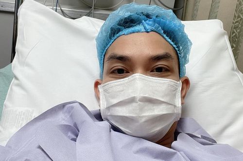 Một ca sĩ Vbiz phát hiện khối u ở cổ phải phẫu thuật, Đàm Vĩnh Hưng và nhiều sao Việt cầu bình an