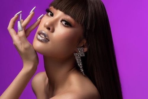 Khánh Vân kỷ niệm 3 năm đăng quang Hoa hậu Hoàn vũ Việt Nam