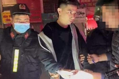 141 bắt 'dân chơi' mang ma túy dạo phố