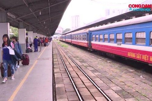 Ngành đường sắt tăng thêm nhiều tuyến tàu Bắc - Nam dịp Tết