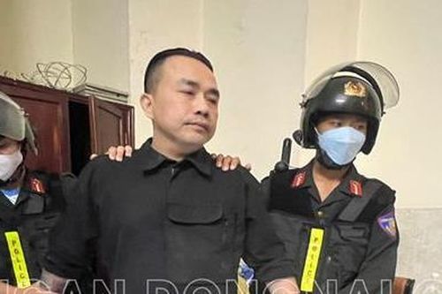 Bắt một người quốc tịch Đức dùng 'ảnh nóng' tống tiền người tình cũ