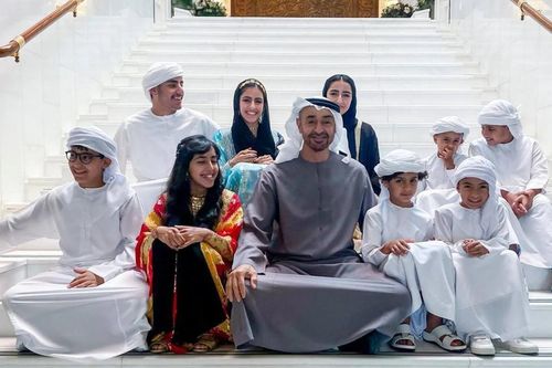 Có gì trong khối tài sản nghìn tỷ USD của hoàng gia Abu Dhabi