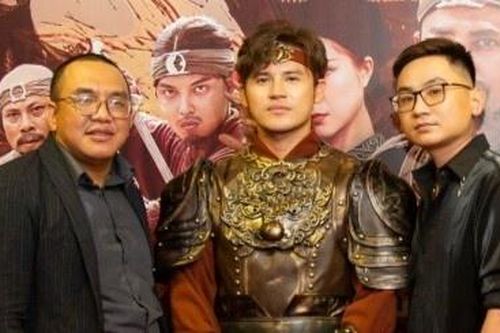 Đạo diễn đổ lỗi cho World Cup, SEA Games khi phim lỗ nặng