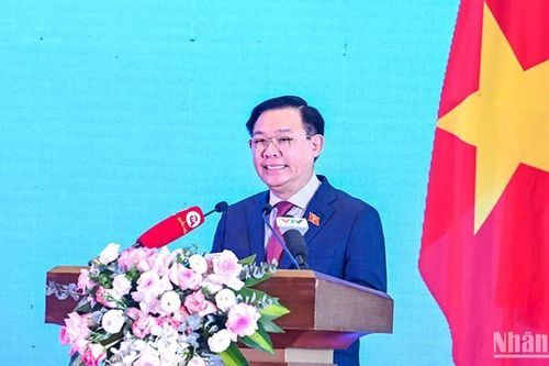Việt Nam rất coi trọng quan hệ hữu nghị và Đối tác chiến lược với Cộng hòa Pháp