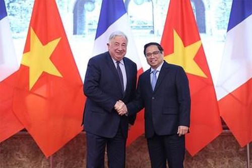 Thủ tướng Chính phủ Phạm Minh Chính tiếp Chủ tịch Thượng viện Cộng hòa Pháp
