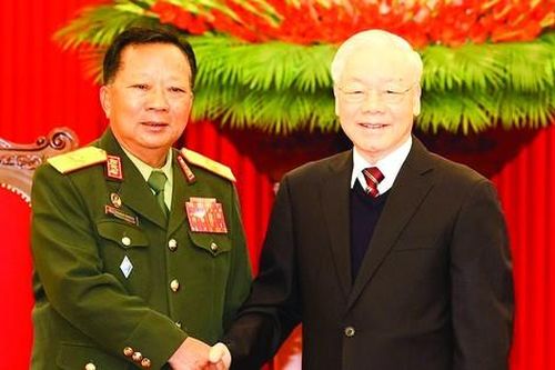 Khẳng định mối quan hệ đặc biệt Việt - Lào