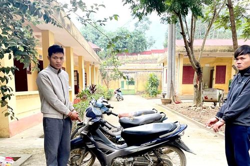 Bắt giữ 2 đối tượng gây ra nhiều vụ trộm cắp xe mô tô tại Văn Bàn
