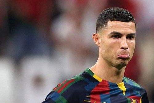 PSG không muốn kết hợp Ronaldo với Mbappe, Neymar và Messi