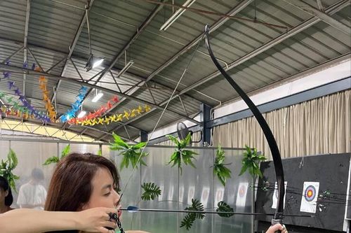 2 nàng 'Vàng Anh' gây sốt vì trẻ đẹp bất ngờ
