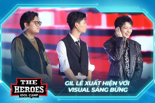Gil Lê xuất hiện với visual sáng bừng, được giám khảo không ngớt lời khen