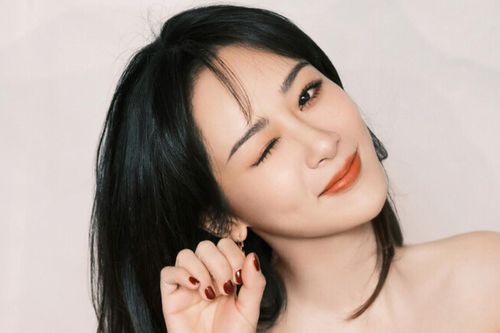 Dương Tử lập thành tích khủng trên Douyin, lăm le vượt mặt 'tình cũ' Tiêu Chiến