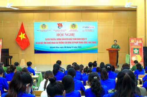 Tuyên truyền, hướng dẫn kích hoạt tài khoản định danh điện tử cho 200 sinh viên