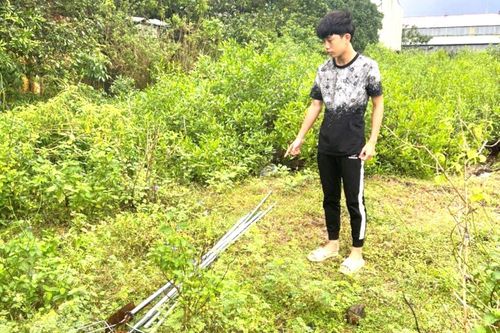Ngăn chặn 2 nhóm thiếu niên hỗn chiến bằng dao phóng lợn