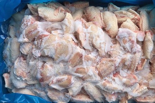 Mỗi tháng nhập khẩu 20.000 tấn gà đông lạnh: Cần hạn chế để 'cứu' người chăn nuôi