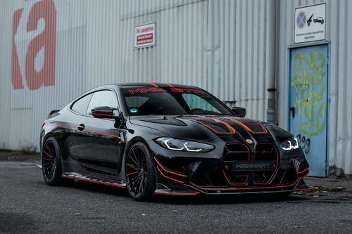 BMW M4 CSL mạnh mẽ hơn với gói độ của Manhart