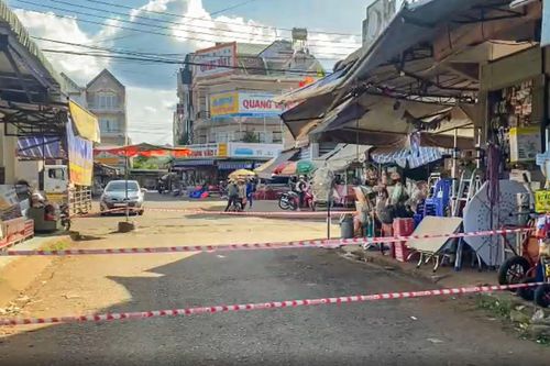 Tranh giành địa bàn bán vé số, một người bị đâm nguy kịch