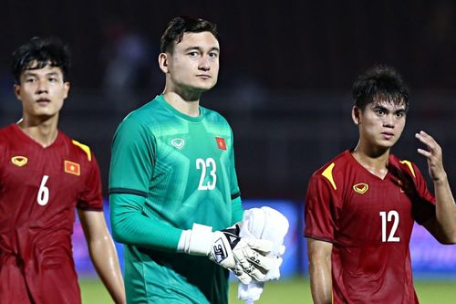 'Cháy vé' xem tuyển Việt Nam ở Singapore