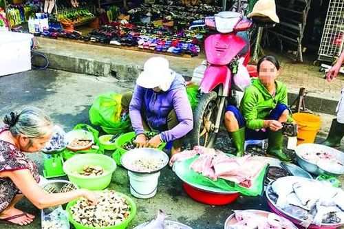 An toàn thực phẩm dịp cuối năm: Đến hẹn lại... lo