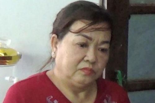 Quảng Ngãi: Mẹ cho vay lãi nặng, con gái bắt giữ con nợ