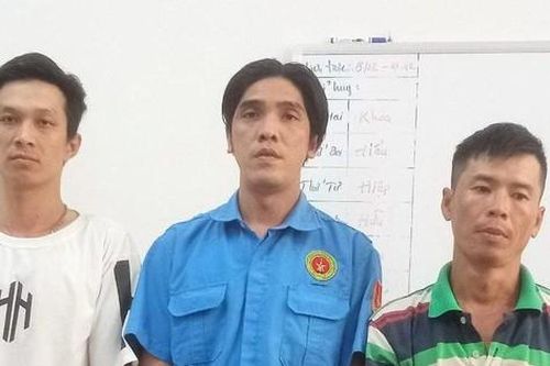 Khởi tố nhân viên ngân hàng cưỡng đoạt tài sản