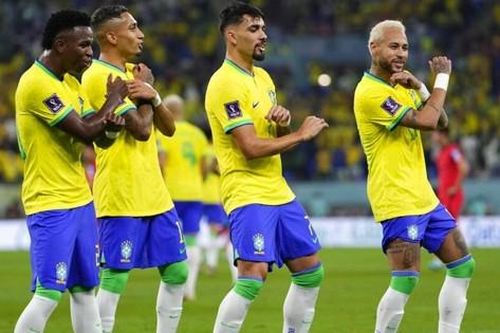 ĐT Brazil và hậu phương vững chắc tại... Pakistan