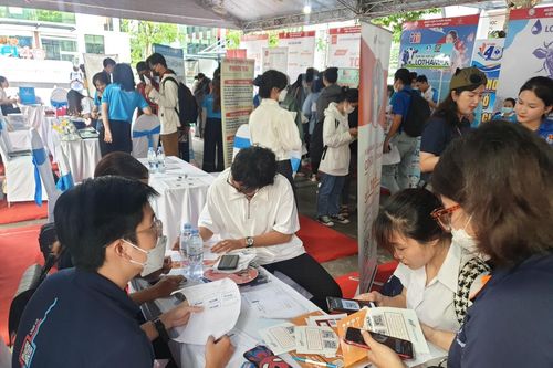 TP Hồ Chí Minh cần 23.000 - 25.000 lao động trong tháng cuối năm