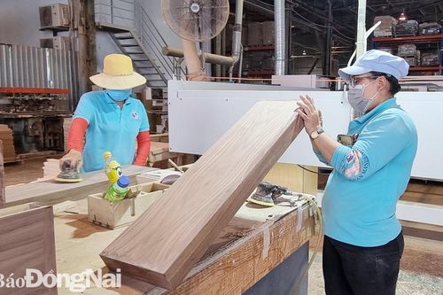 Thiếu đơn hàng, các doanh nghiệp cắt giảm hơn 22 ngàn lao động