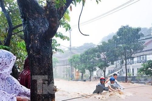 Bí thư Tỉnh ủy Bình Định: 'Không có lý do gì ở ngay cửa biển mà lại ngập lụt'