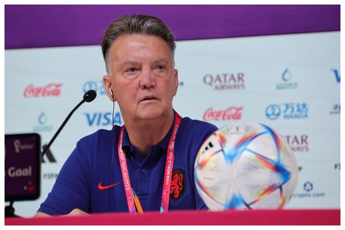 World Cup 2022: HLV Van Gaal ngậm ngùi chia tay đội tuyển Hà Lan