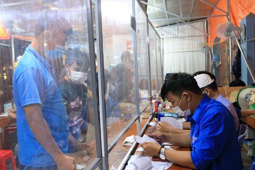 Nhiều giải pháp hỗ trợ việc làm cho người lao động