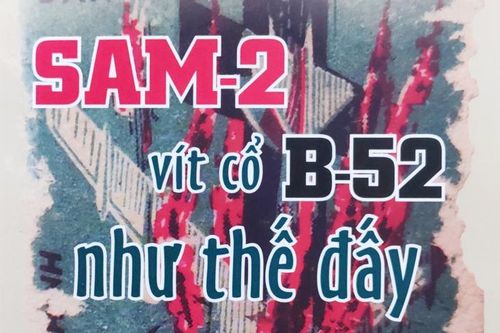 'SAM-2 vít cổ B-52 như thế đấy'