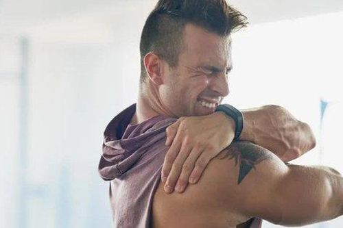 8 động tác yoga tốt nhất giảm đau căng cơ