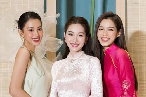 Bức ảnh đặc biệt nhất đám cưới Hoa hậu Ngọc Hân: Ba thế hệ Hoa hậu Việt Nam hội tụ