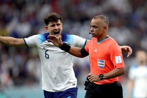 Harry Maguire: 'Không thể giải thích nổi các quyết định từ trọng tài'