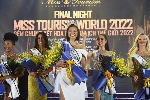 Người đẹp Nhật Bản đăng quang Hoa hậu Du lịch thế giới 2022