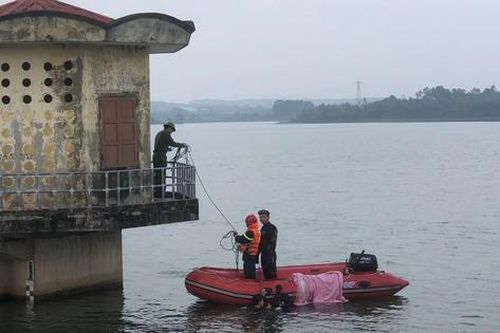 Tìm thấy thi thể người phụ nữ dưới đập thủy lợi ở Quảng Trị