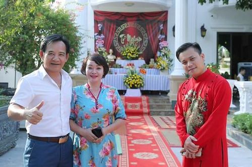 NSƯT Quang Tèo quên ăn, quên ngủ chạy show Tết