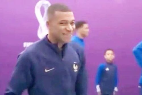 Mbappe bị cầu thủ Anh từ chối bắt tay