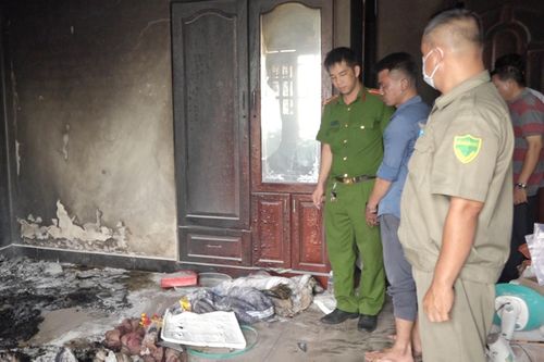 Nạn nhân vụ phóng hỏa đốt phòng trọ ở TP.HCM tử vong