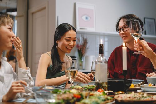 Ra mắt gia đình người yêu dịp lễ Tết