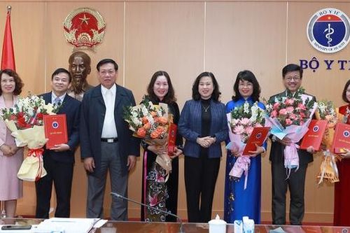 Bộ Y tế công bố quyết định bổ nhiệm, bổ nhiệm lại lãnh đạo một số đơn vị