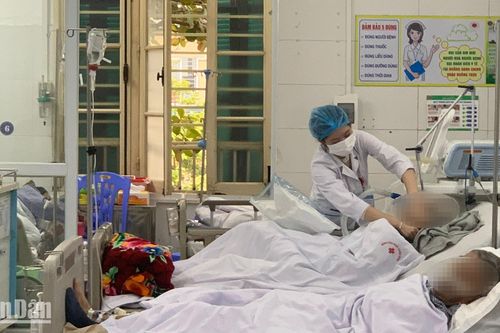 Thời tiết lạnh sâu, bệnh nhân mắc bệnh hô hấp ồ ạt nhập viện