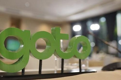 Vòng xoáy sa thải